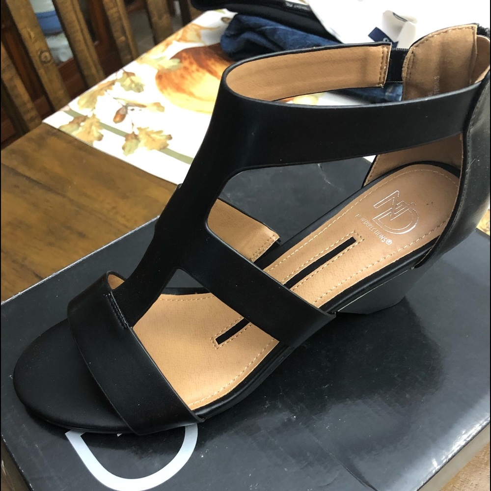 Belk New Direction shoes size 8.5 New